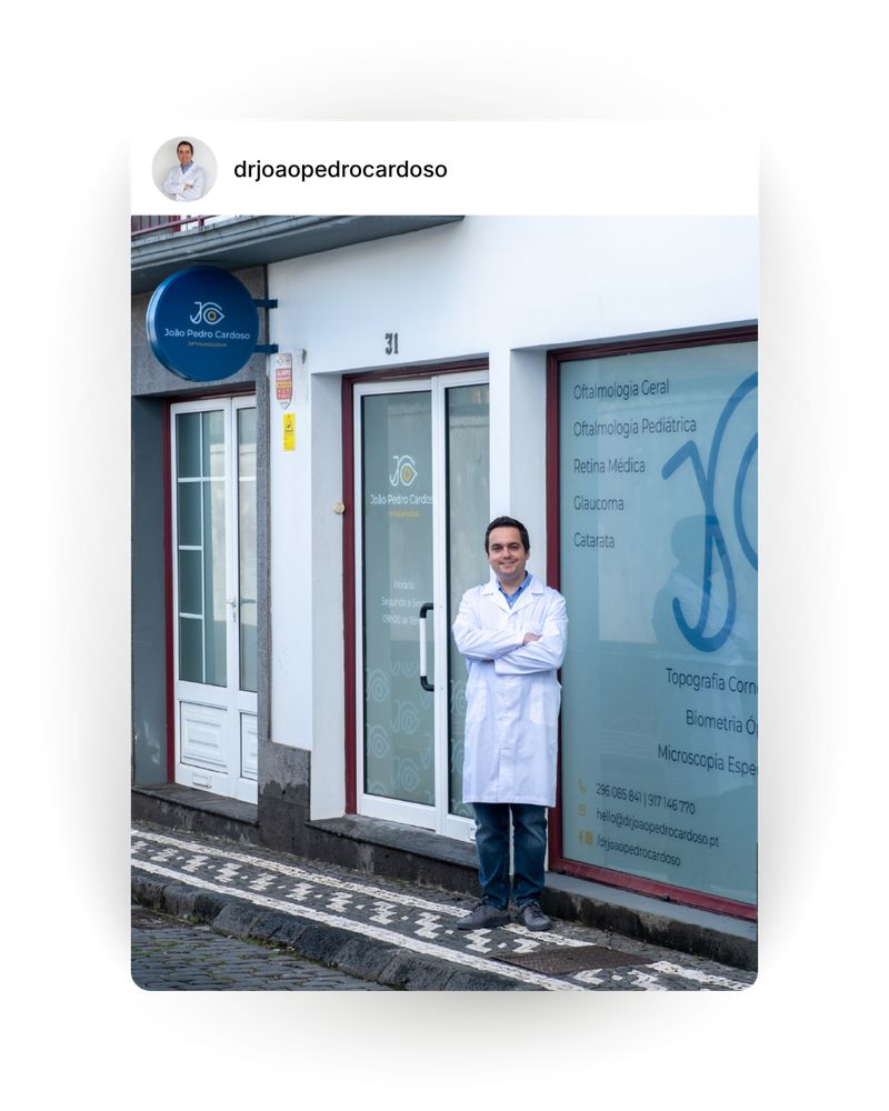 Post Instagram: Dr. João Pedro Cardoso à entrada do consultório